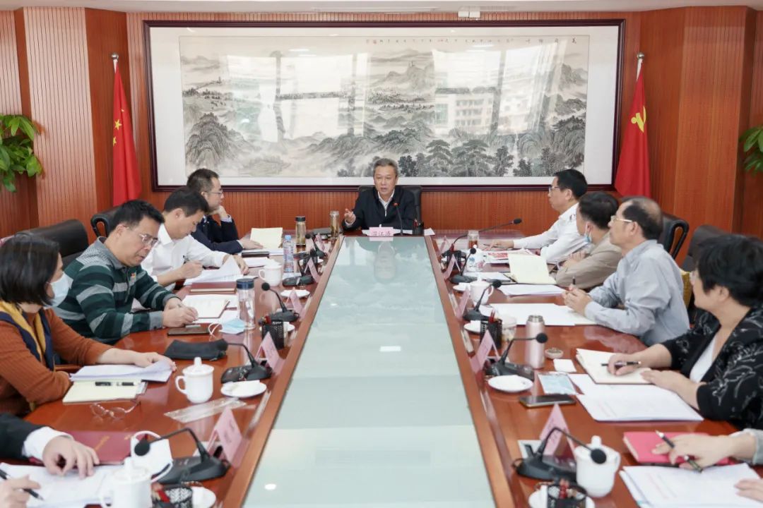 市www.28365-365_28365备用网址_365天第三季无删除完整翻译召开党组中心组10月集中学习会